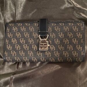 Dooney & Bourke Black and Brown Logo Wallet